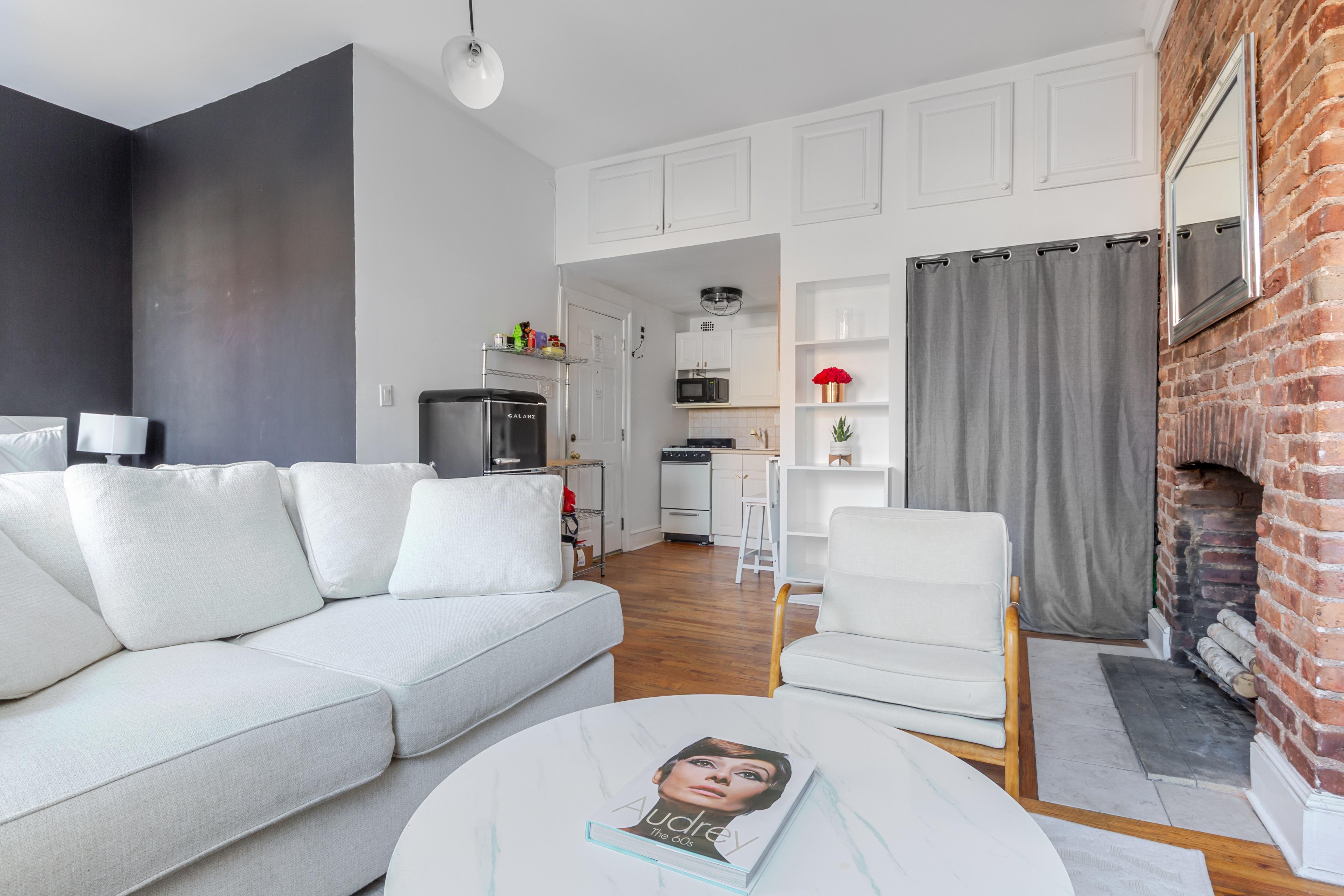 BEAUTIFUL ALCOVE STUDIO IN WEST VILLAGE