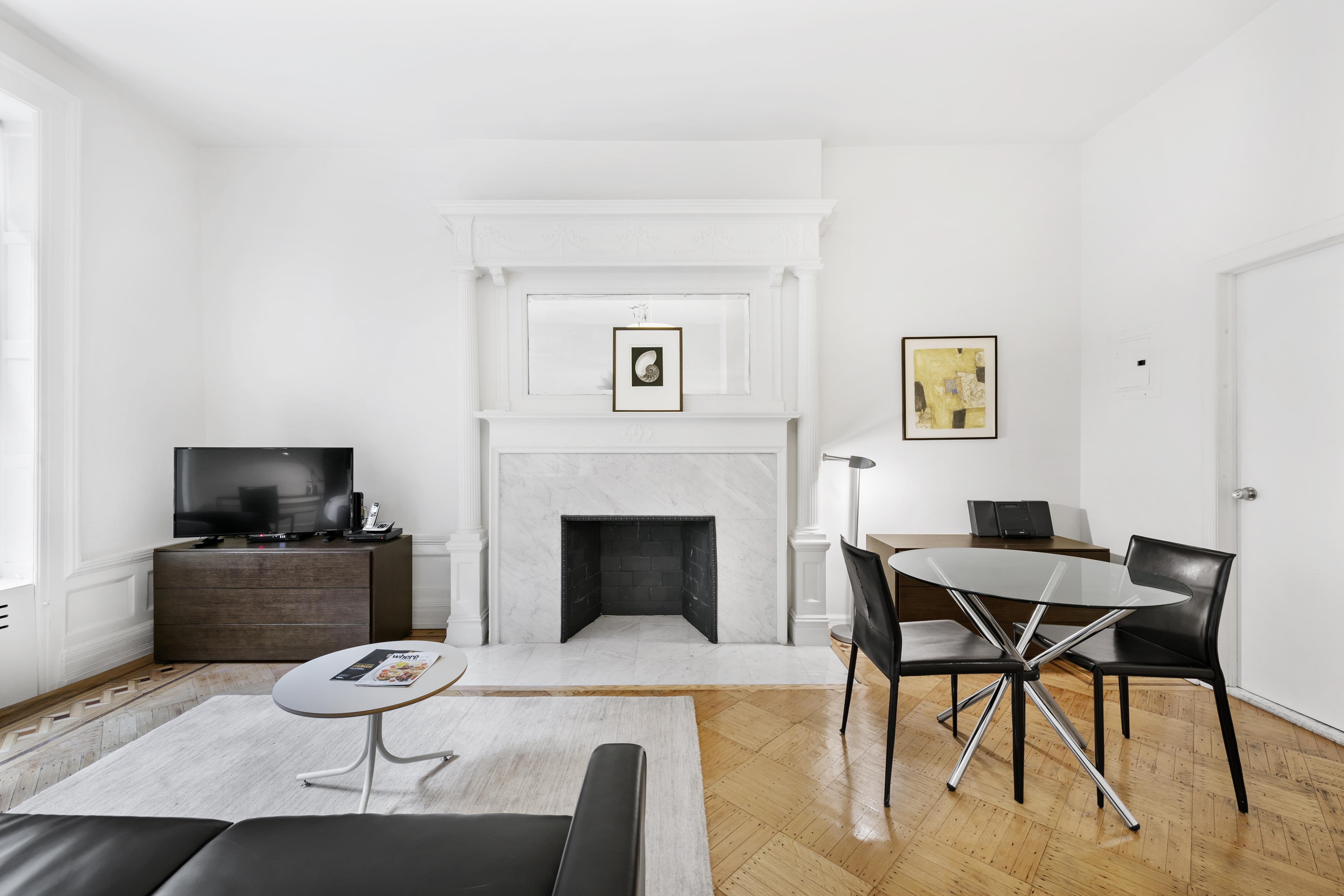 UWS FURNISHED STUDIO