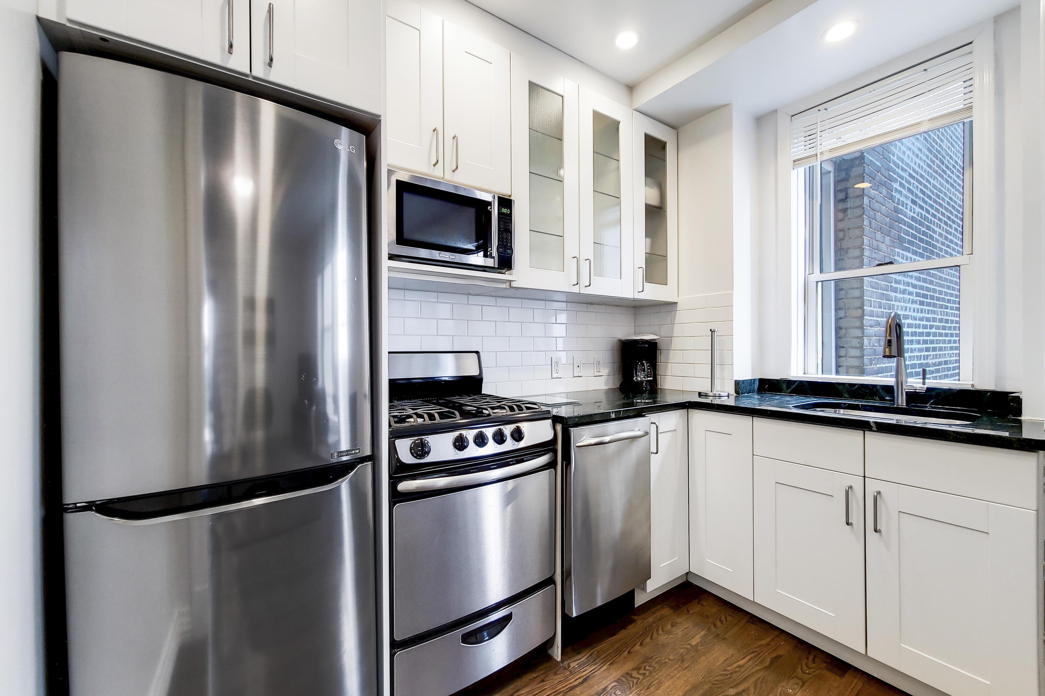 ONE BEDROOM IN UPPER WEST SIDE