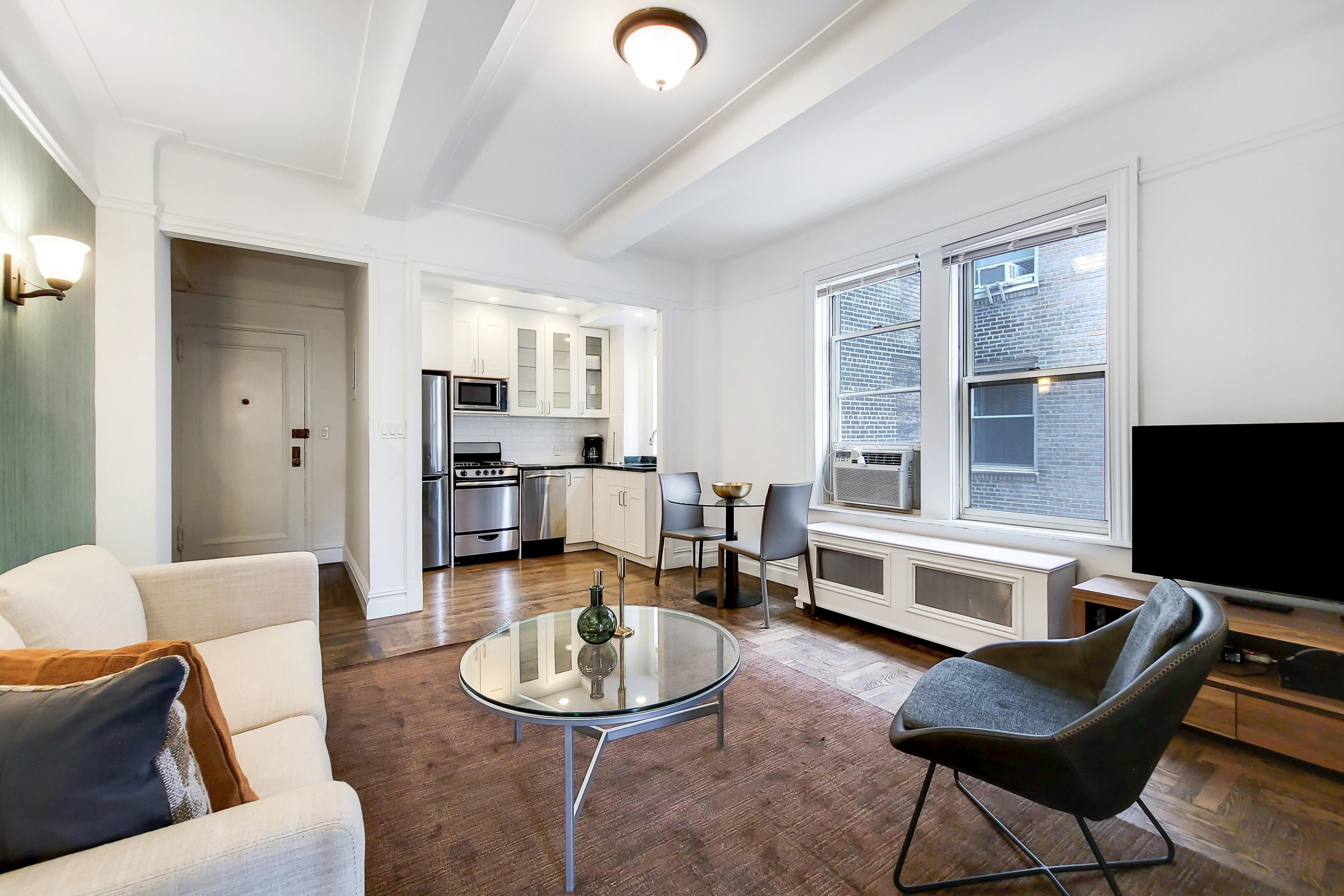 ONE BEDROOM IN UPPER WEST SIDE